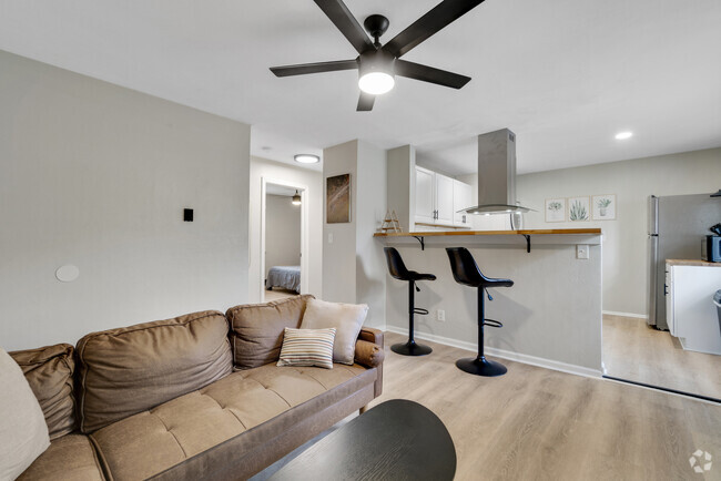 Building Photo - 9551 5th Bay St Unit 2 Rental