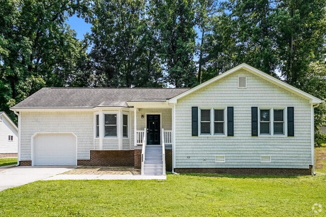 Building Photo - 303 Southampton Dr Rental