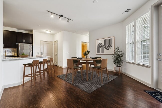 322 Baldwin