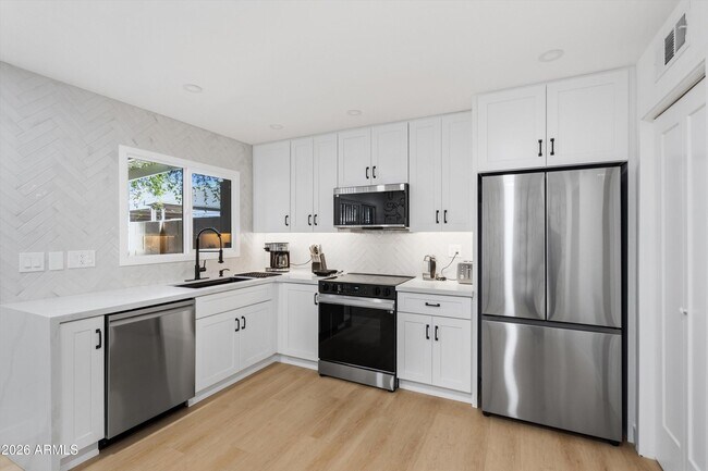 Photo - 6833 E Osborn Rd