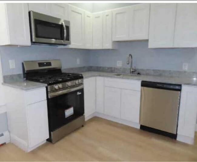 Photo - 27 Burtt St Unidad 1