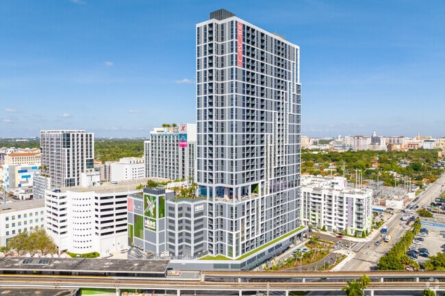 Photo - Cascade Link at Douglas