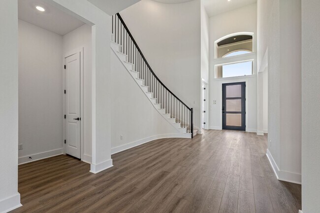Photo - Spacious Two-Story Stunner in Leander