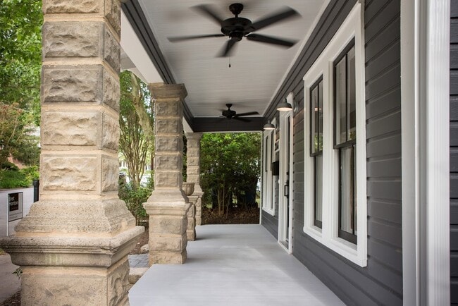 Photo - 2018 Englewood Ave