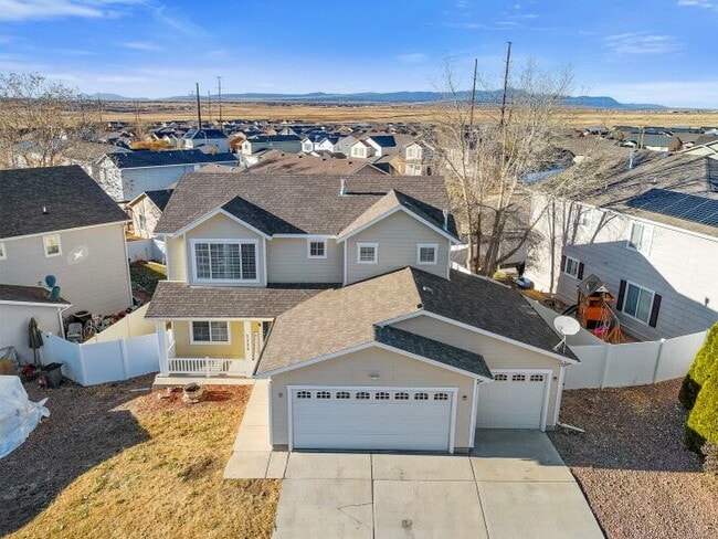 Photo - 2205 Meadowlark Ln