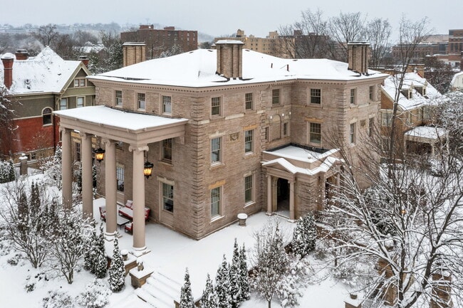 Photo - 5135 Ellsworth Ave