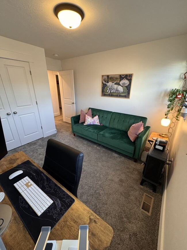 Photo - Like-New 3 Bed Townhome (2022) – Garage + Modern Finishes!