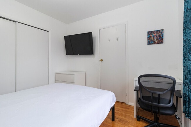 Photo - 248 E 91st St Unit ID1032060P