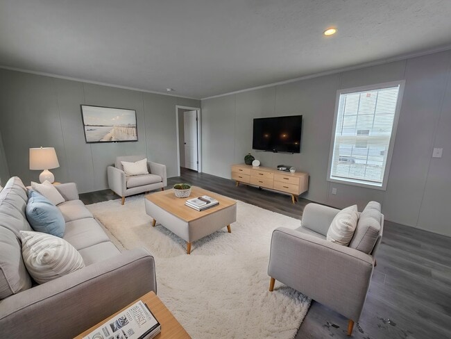 Building Photo - 4620 Hemlock Loop