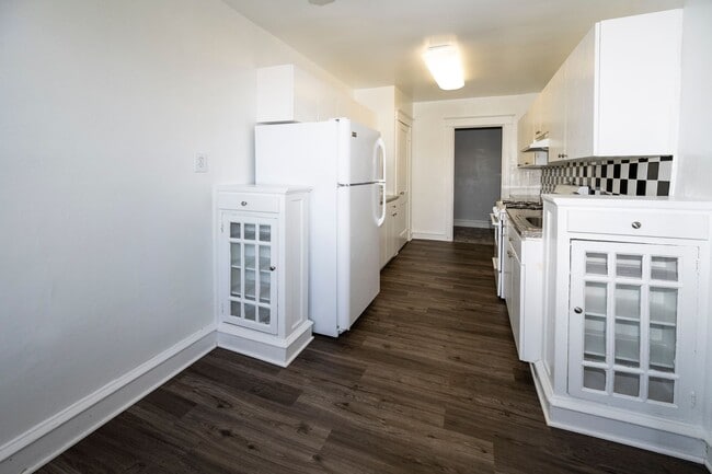 Photo - Upsal Gardens Apartments- Beautiful historical building with breathtaking charm!