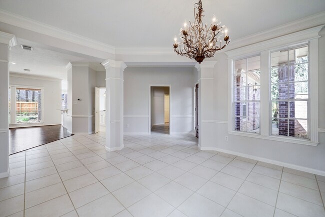 Photo - 14 Greenside Pl