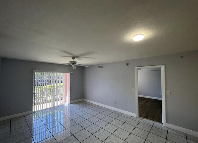 Photo - 6769 Heritage Grande Unit 2103