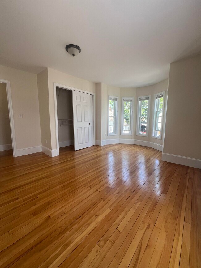 Photo - 81 Elm St Apartamento Unidad B