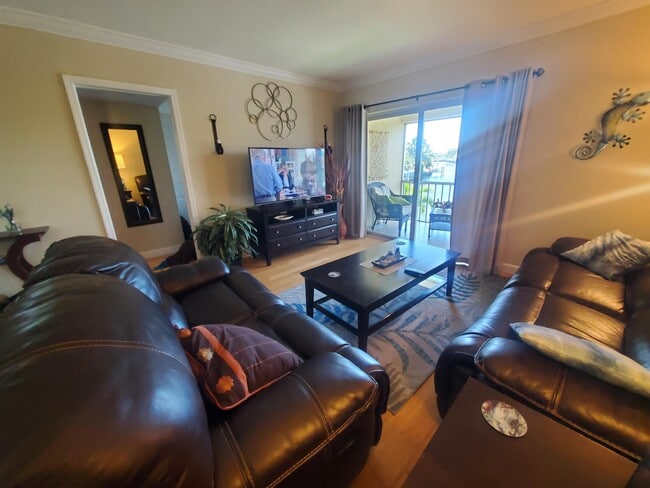 Photo - 912 Pine Dr Unit 211