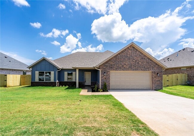 Building Photo - 110 N Banner Ave