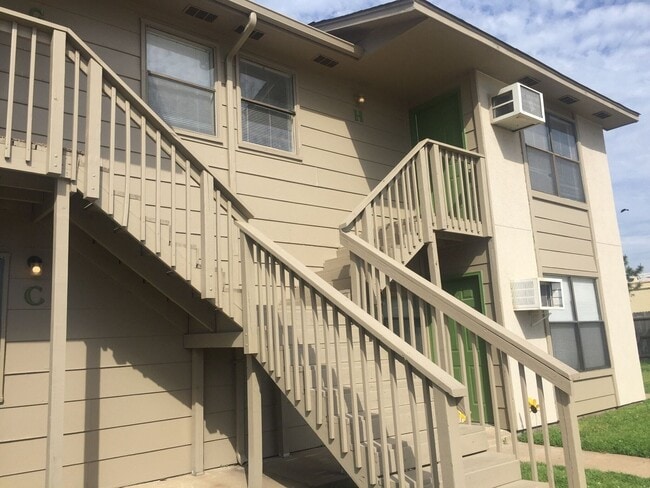 Photo - Sullivan's Landing