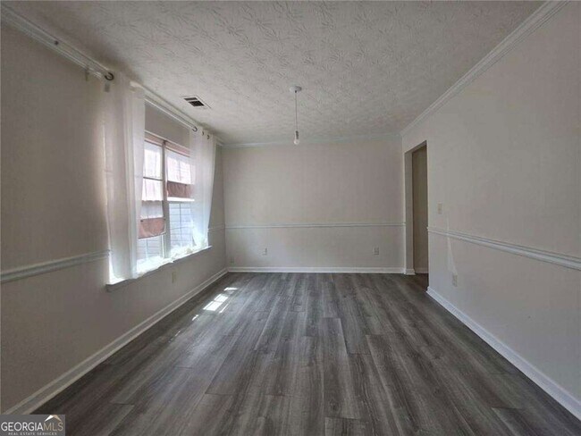 Photo - 3983 Roxberry Hill Ln NE