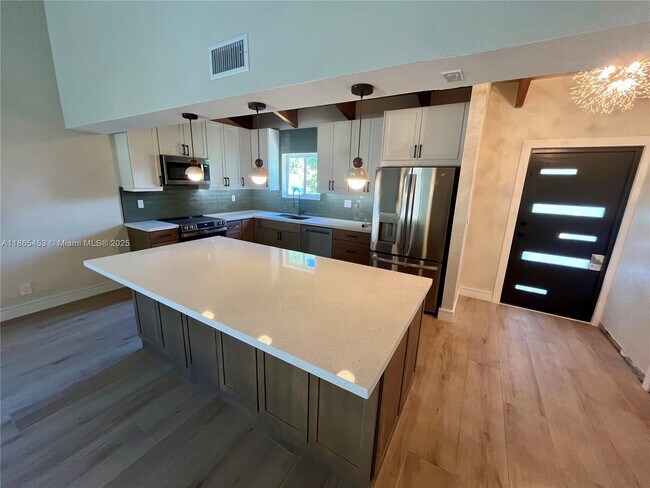 Photo - 2429 Sundy Ave