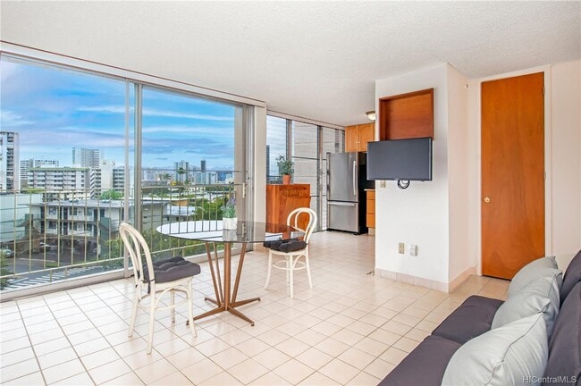 Photo - Hale O Kalani Towers - High rise building in Makiki 2 bedroom, 1 bath, 1 parking incl water and s... Unit 403