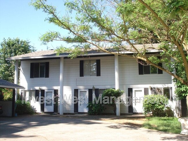 Photo - 14017 NE Keyes Ct