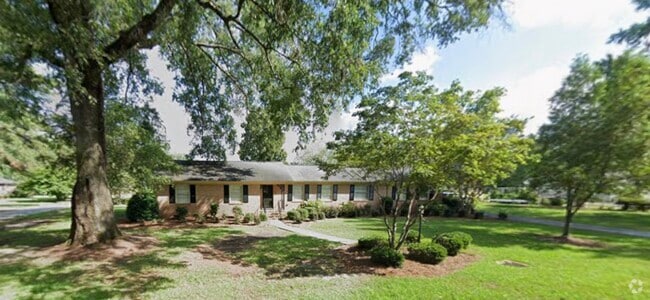 Building Photo - 118 E Coleman Ave Rental