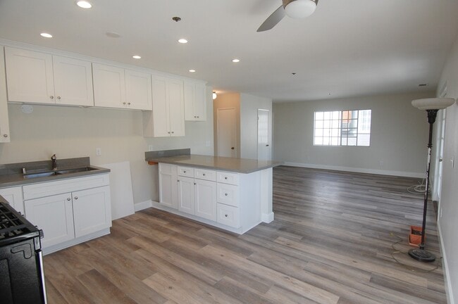 Photo - 142 W Marquita Unit #A