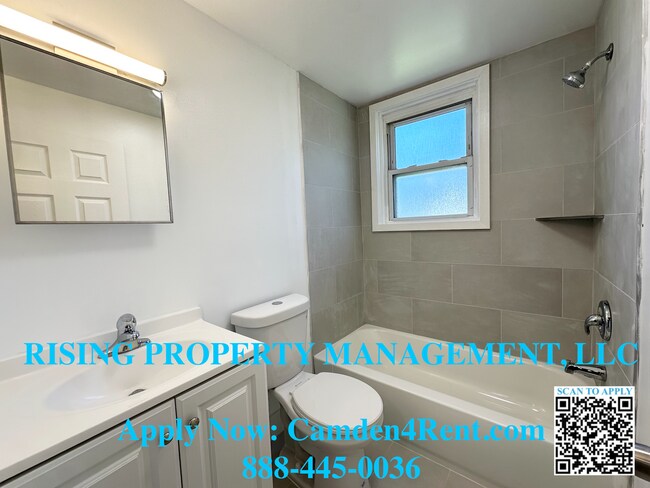 1566 Bradley Ave Unidad A (First Floor)