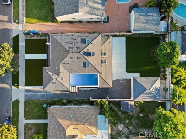 Photo - 6051 Teesdale Ave