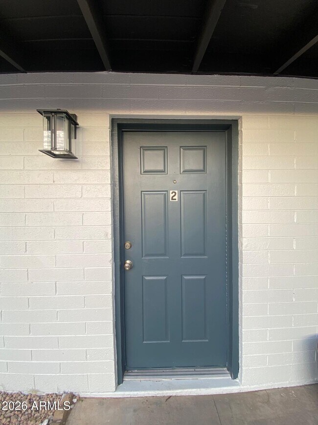 Photo - 1321 N 48th Pl Unidad 2