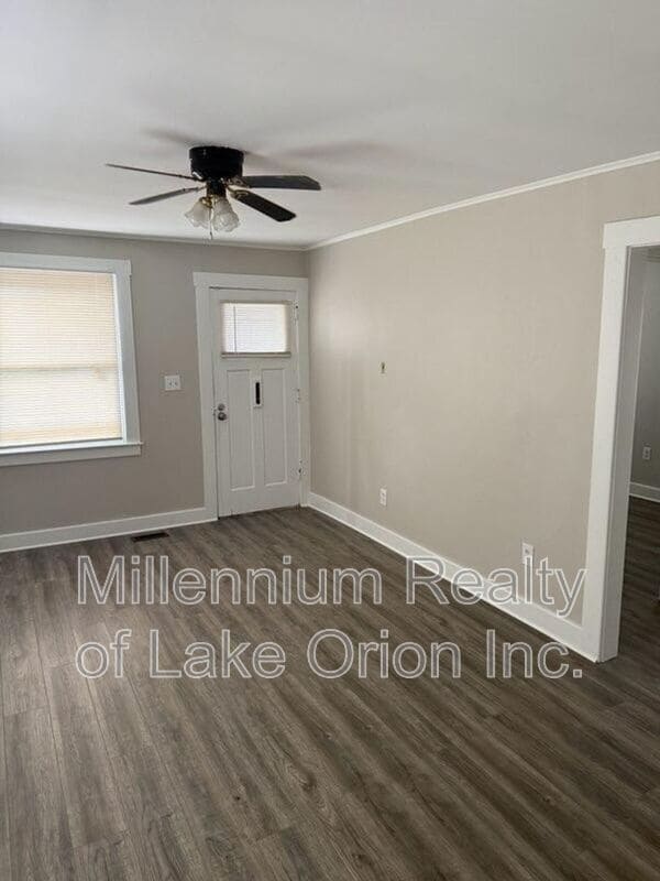 Photo - 154 W Madge Ave