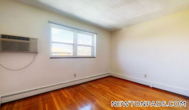 Photo - 276 Grove St Unidad 11