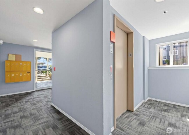 Photo - 2448 NW 59th St Unidad #301