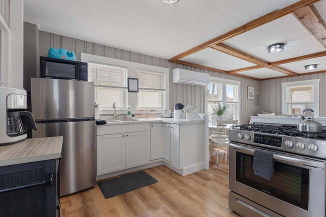 Photo - 2 Island Path Unidad ID1312436P