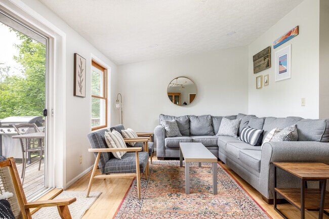 Photo - 2219 N Our Majestic Trl