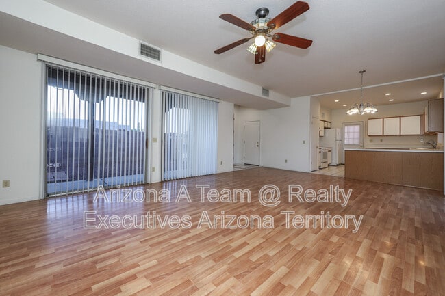 Photo - 2927 N Cardell Cir