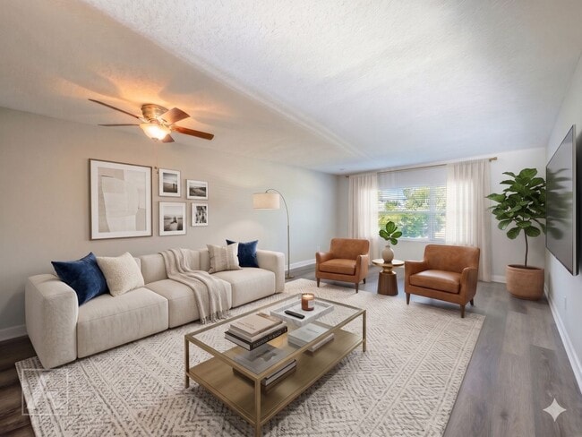 Photo - 3323 N Westmoreland Dr Unit 3323#7