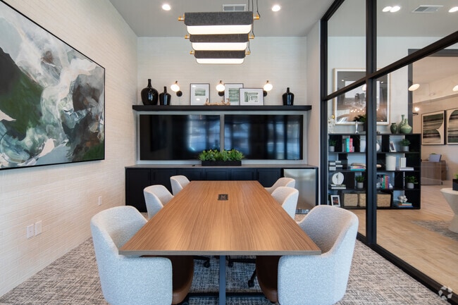 Clubhouse - VLux Madison