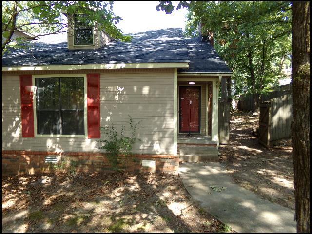 Photo - 8 Woodlore Cir