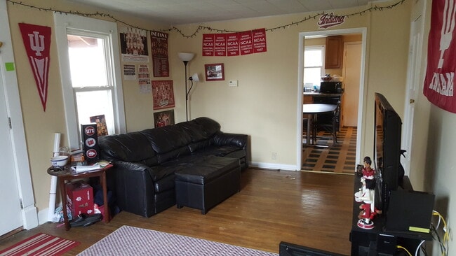 Photo - 1120 N Lincoln St