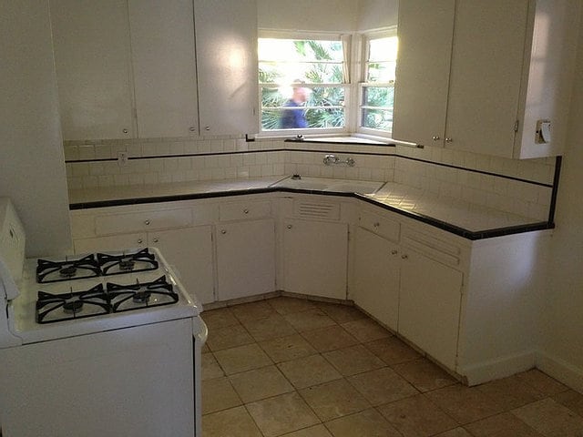 Photo - 514 W 9th St