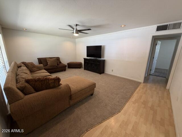 423 W 14th St