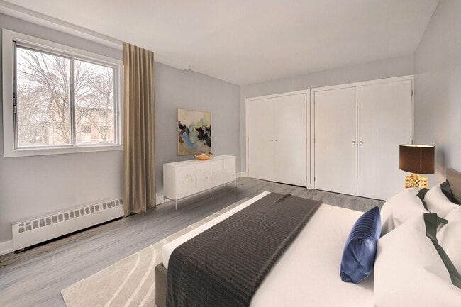 Photo - PH 3 - 3 Walk-up