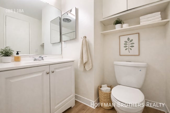 Photo - 1140 N Clark St Unidad 207