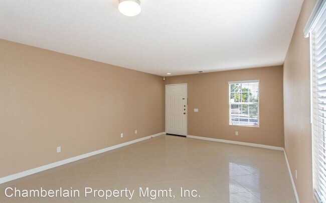 Photo - 4 br, 2.5 bath House - 3384 Morning View