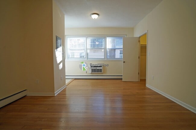 Photo - 2018 Commonwealth Ave Unit 33