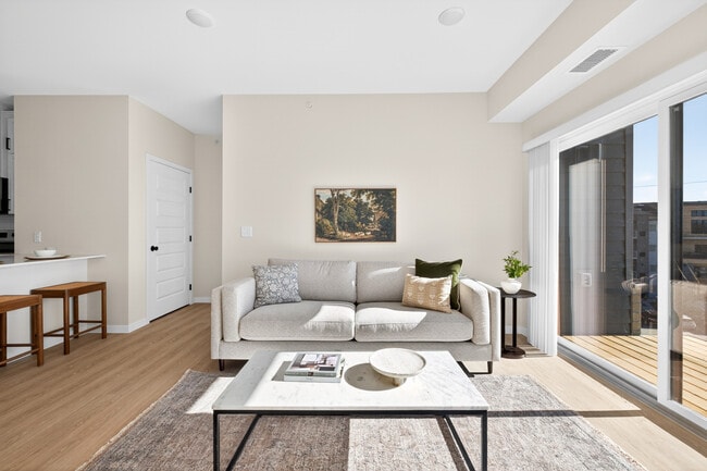 Photo - Grand 52 Apartments