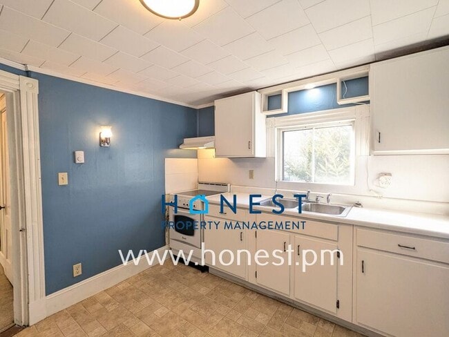 Photo - 3 Deeb St Unit A