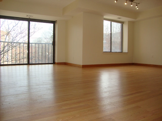 Photo - 1243 Beacon St Unit 3C