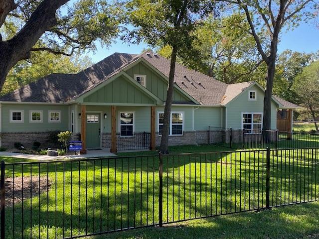 Photo - 403 N 6th St