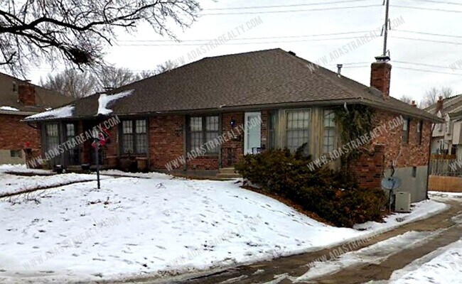 Amazing South KCMO Duplex in Raytown Schoo... - Amazing South KCMO Duplex in Raytown Schoo...